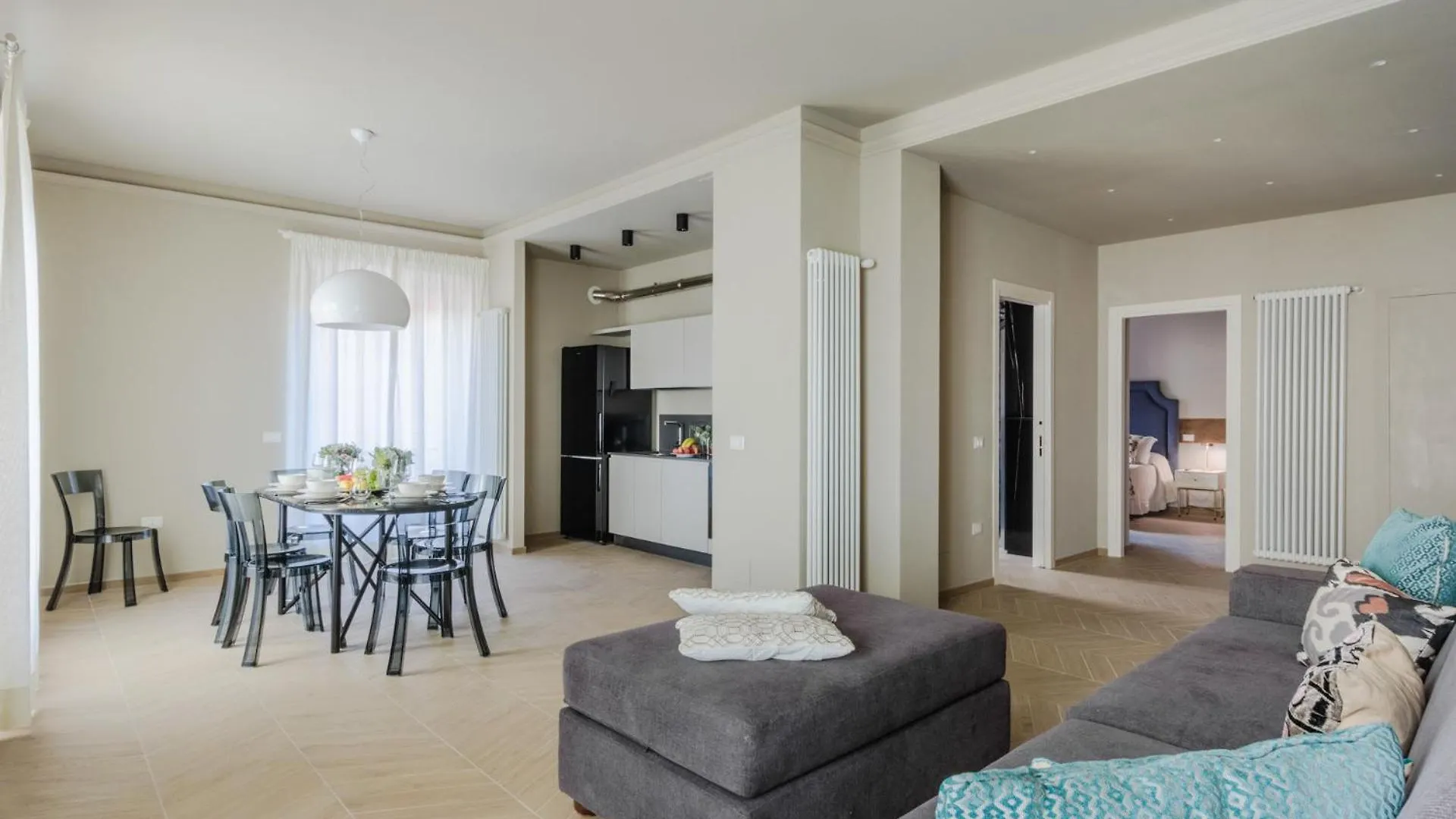 Pinoli Modern Apartment With Elevator And Balcony Lucca