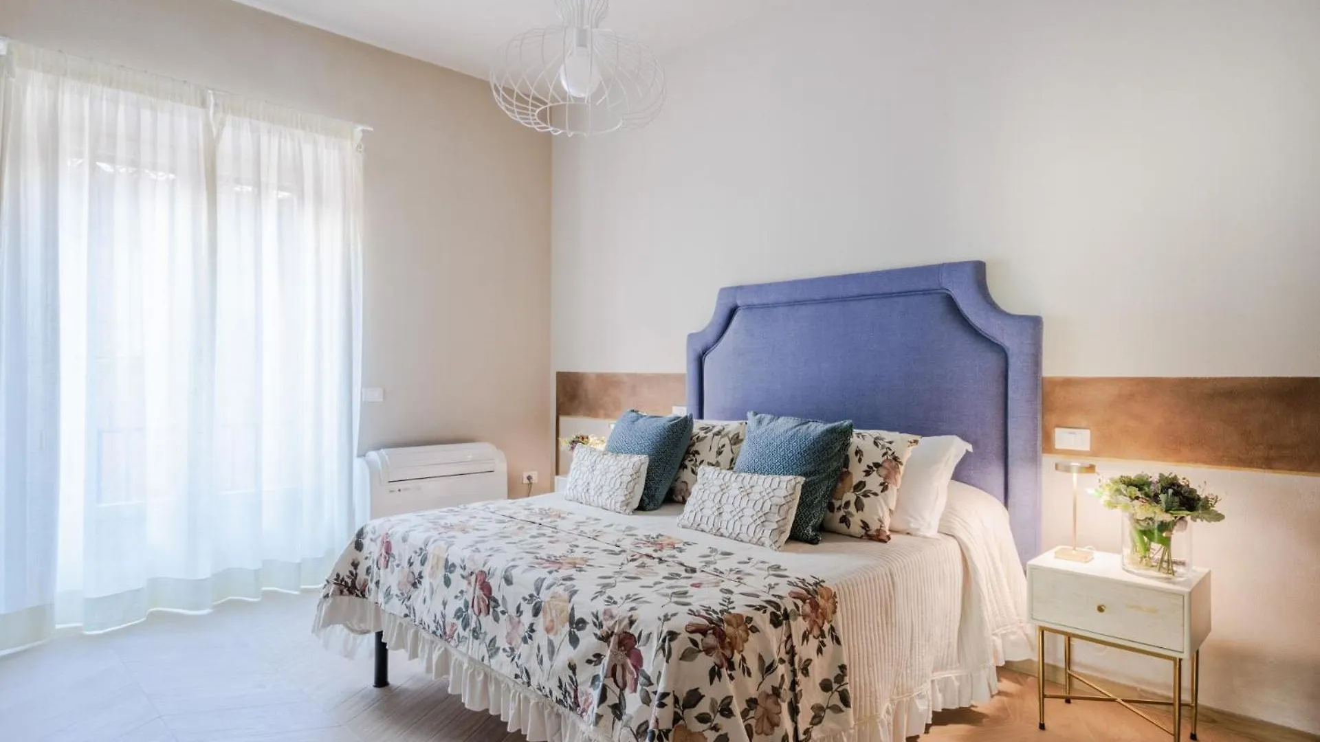 Pinoli Modern Apartment With Elevator And Balcony Lucca 0*,  Italy